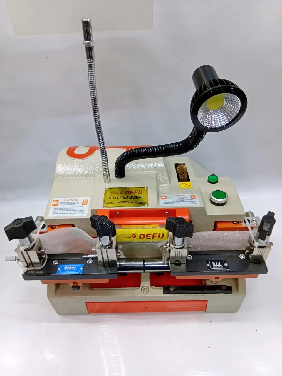 DEFU Key Cutting Machine – Precision Manual Key Duplicator
