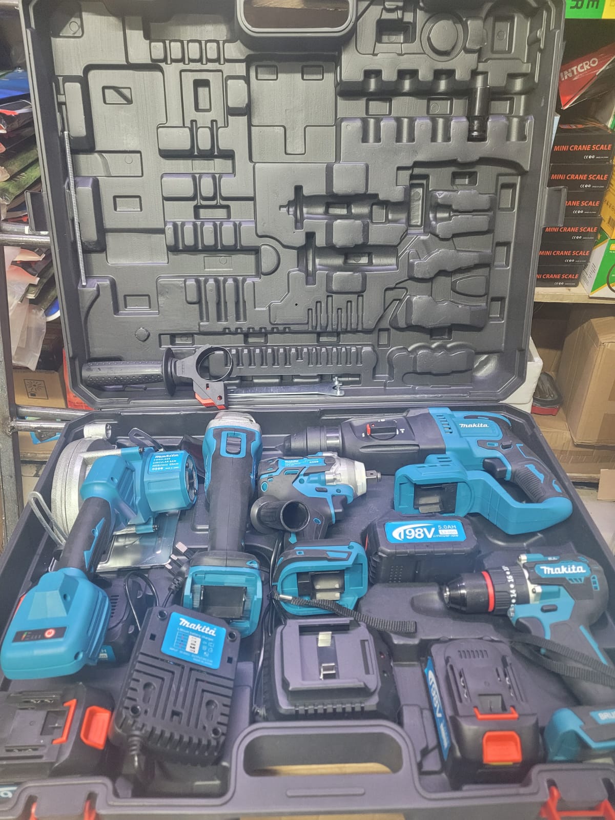 Makita 5-in-1 Cordless Power Tool Set – Ultimate All-Purpose Kit (98V Max)